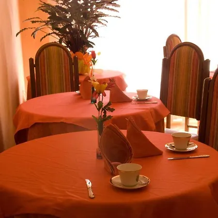 Nocleg ze śniadaniem Il Nido 3*