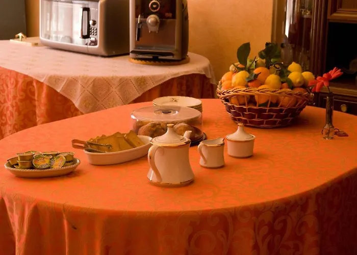 Il Nido Alojamento de Acomodação e Pequeno-almoço Santa Domenica (Vibo Valentia)