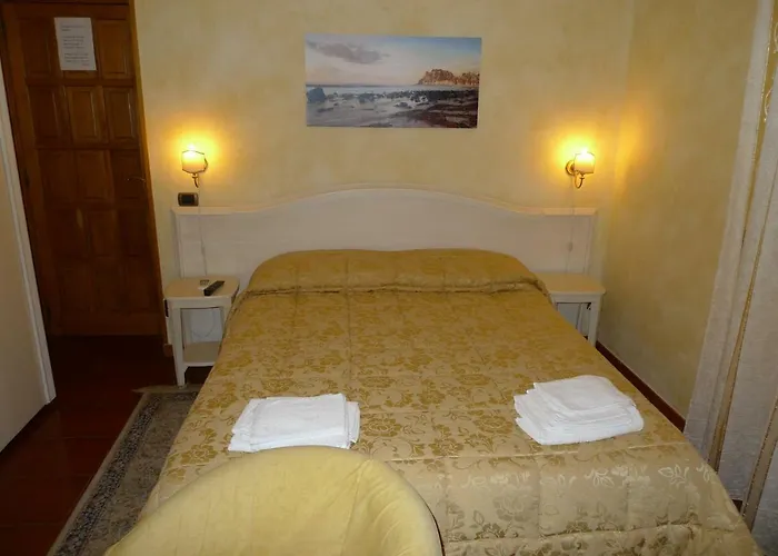 Il Nido Alojamento de Acomodação e Pequeno-almoço Santa Domenica (Vibo Valentia)